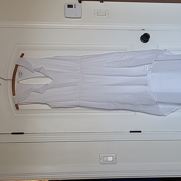 BEBE White and Flowy Beach Vacation Dress - Picture 2 of 12